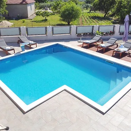 Three-room L&t With Pool Surrounded By Olive Trees