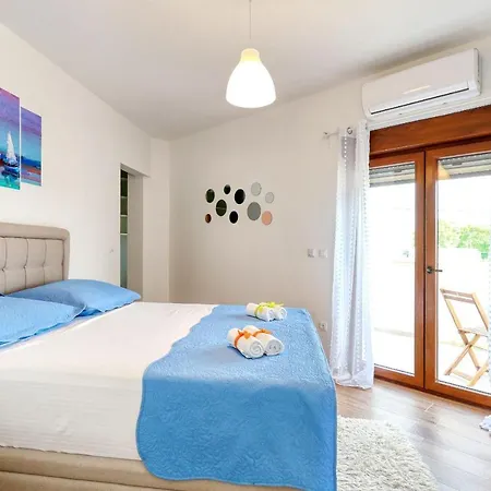 Three-room L&t With Pool Surrounded By Olive Trees